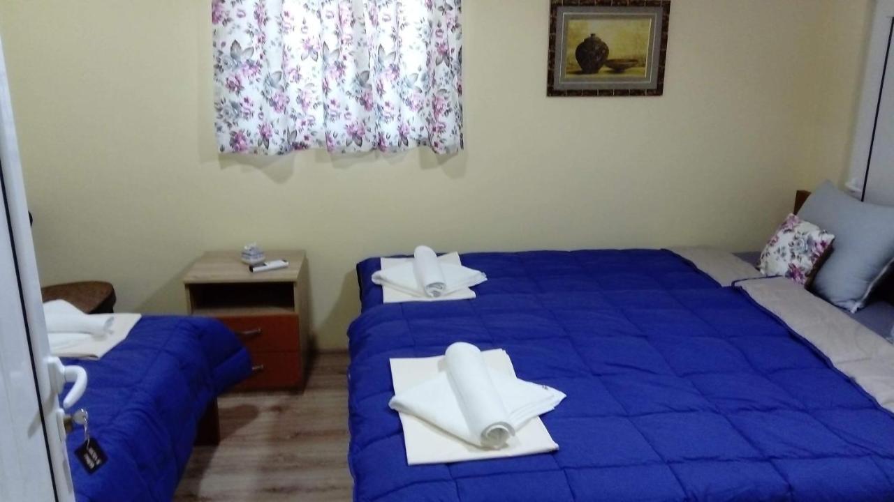 Hostel „Ж" Gradsko Eksteriør billede